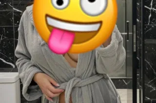 latina bien caliente 😈 - 24 - Image 3