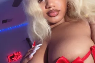 Enjoy some time with a Puerto Rican Bombshell - Image 5