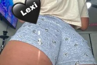 Babe Come Kick it with Ya Girl... - Image 3