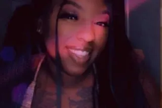 ON EDGE Im Backk 💕 - 25 - Image 4