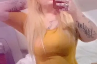 Seductive Princess - Image 2