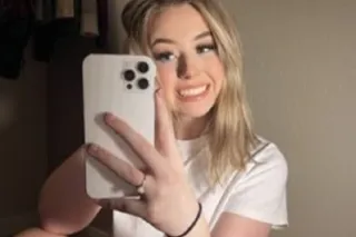 🧛❤I Am 28 Years Horny Hot Mom ... - Image 1