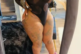 Classy but sassy sexy and sensual it's Miss Juicy - Image 11