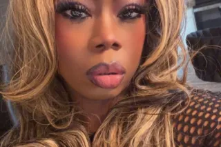 Classy but sassy sexy and sensual it's Miss Juicy - Image 3