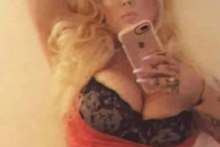 Seductive Princess - Image 6